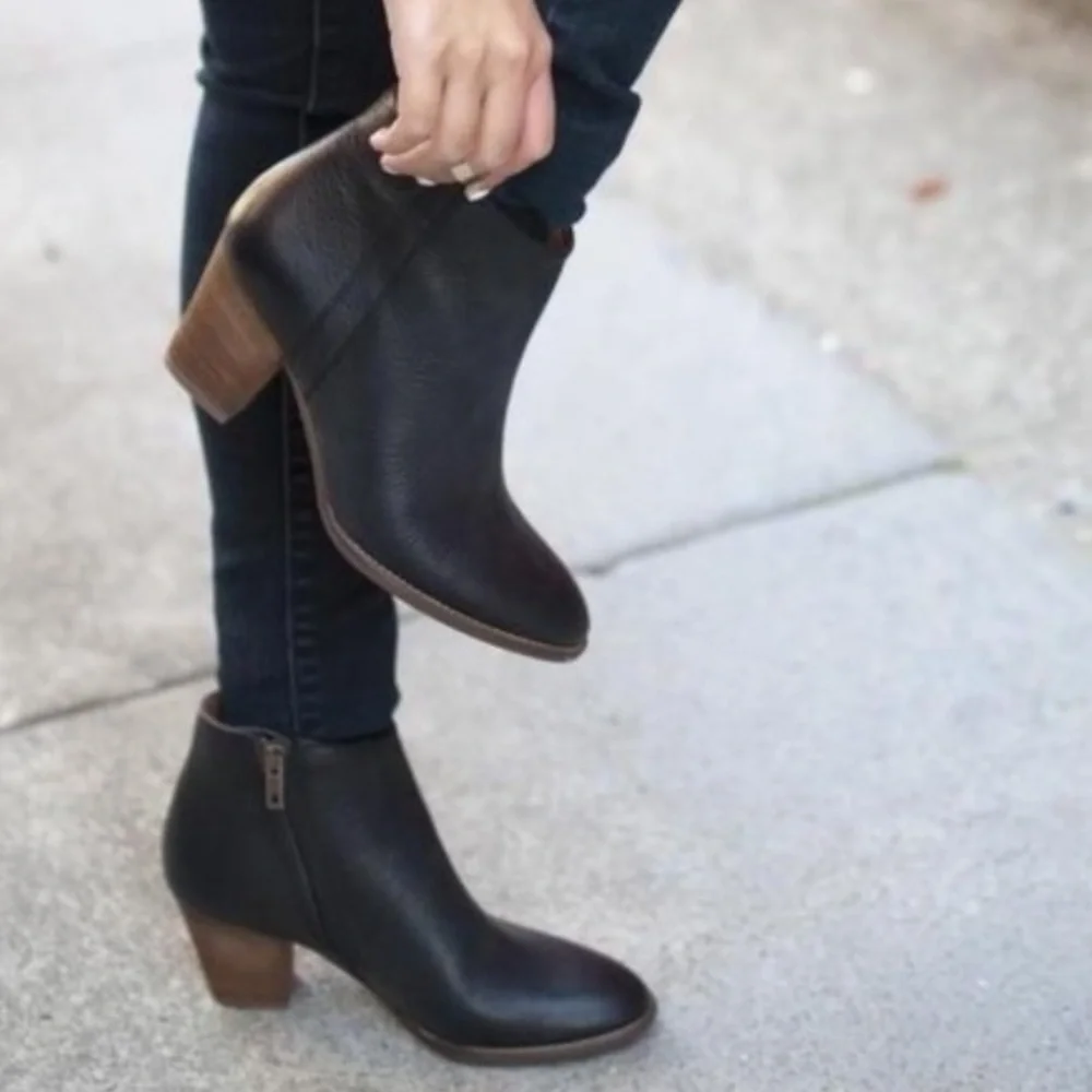 Madewell Black Leather Billie Ankle Boot Size 7.5 stack wood heel - Picture 1 of 12
